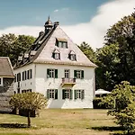 Gut Landscheid Отель
