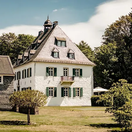Gut Landscheid Szálloda